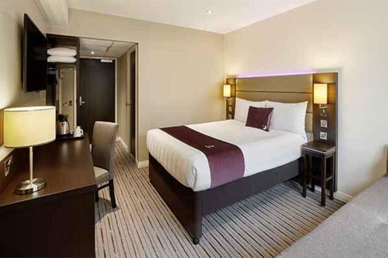 Premier Inn Milton Keynes Central Zewnętrze zdjęcie