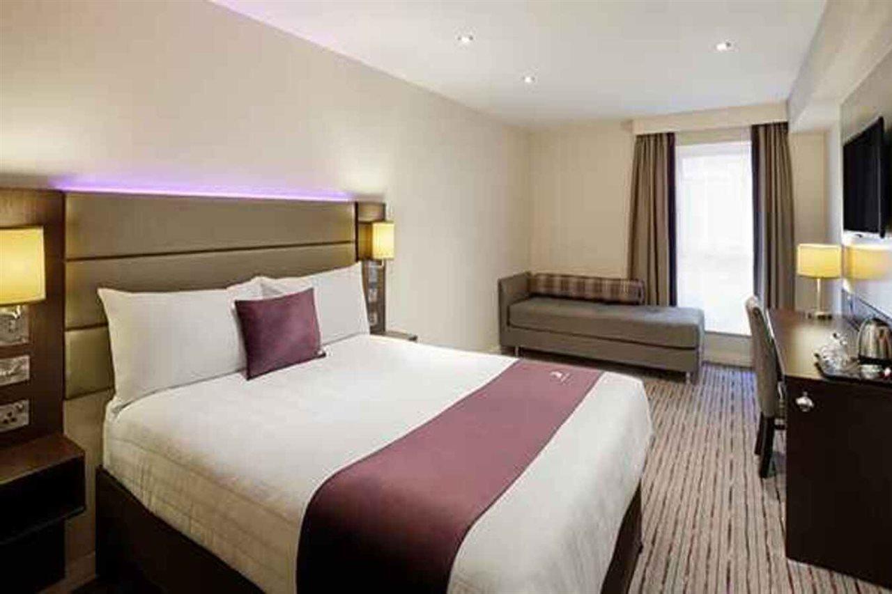 Premier Inn Milton Keynes Central Zewnętrze zdjęcie