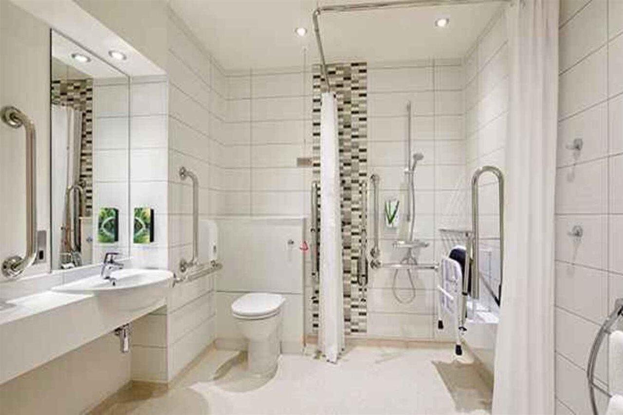 Premier Inn Milton Keynes Central Zewnętrze zdjęcie