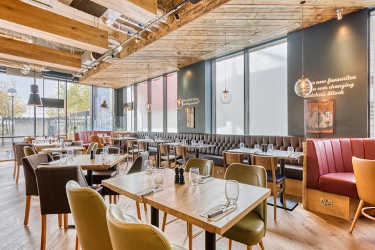 Premier Inn Milton Keynes Central Zewnętrze zdjęcie